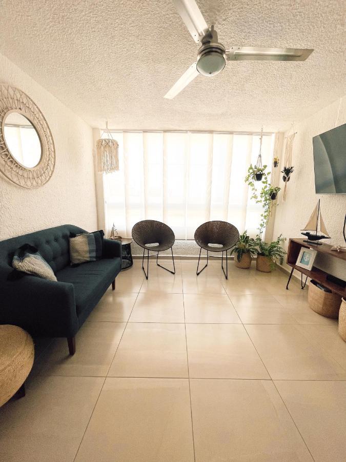 Hermoso Departamento Nuevo a 50 metros de playa!! Manzanillo Exterior foto