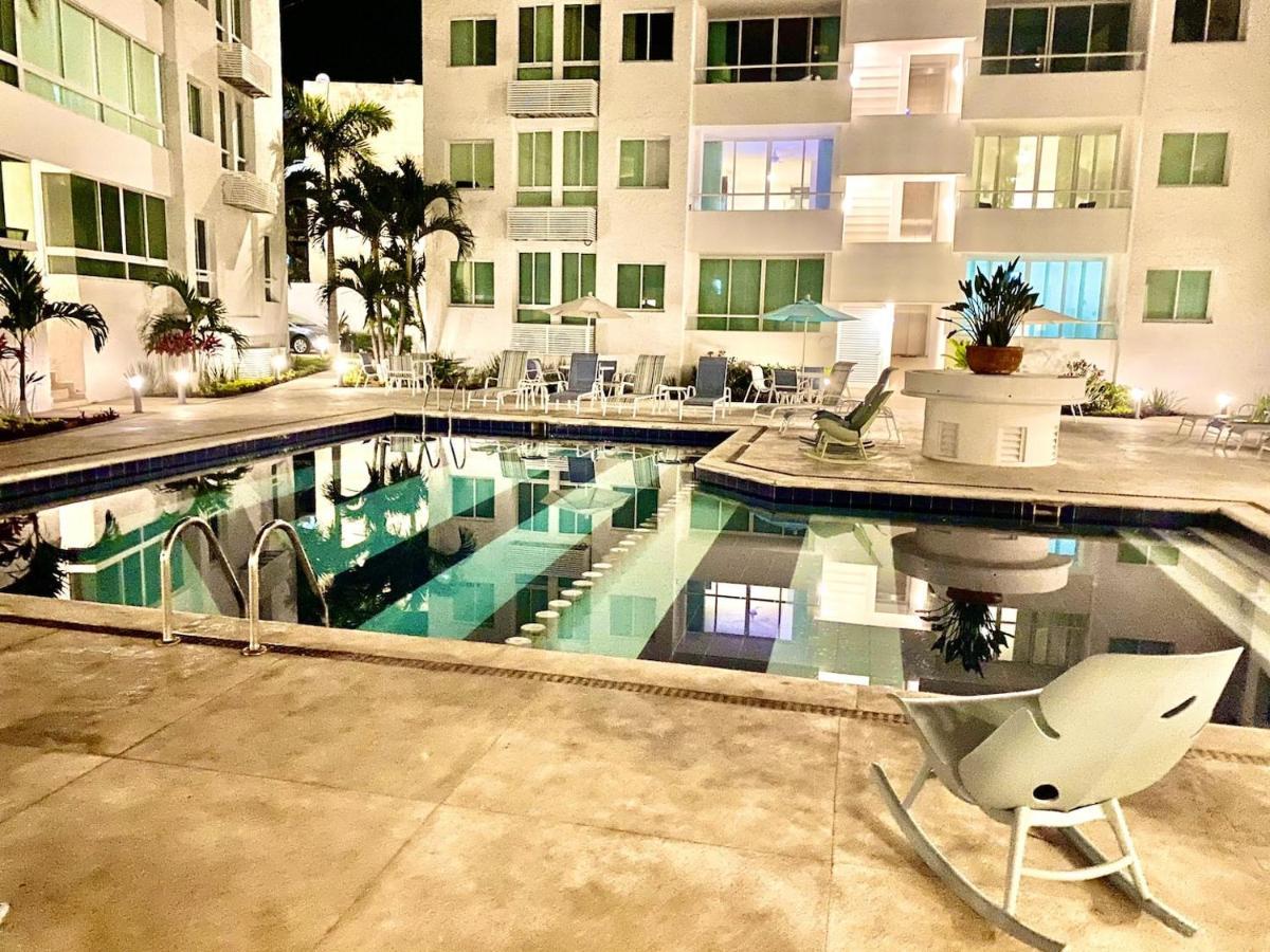 Hermoso Departamento Nuevo a 50 metros de playa!! Manzanillo Exterior foto